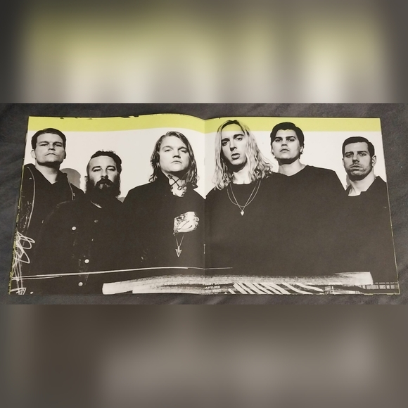 Never Played Underoath Erase Me Vinyl Record Book Triple Fold Out Cover Hardcore - Picture 4 of 9